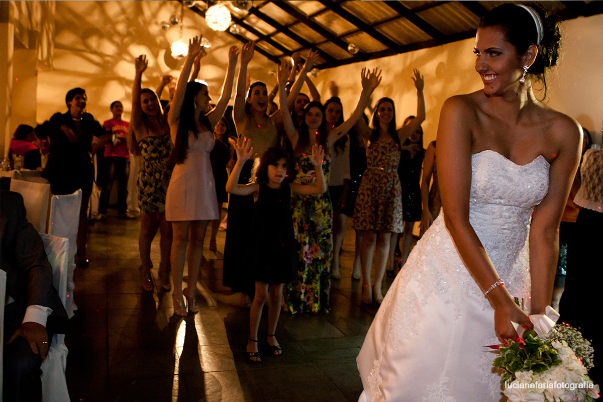 buquê, jogando, meninas, pegar buquê