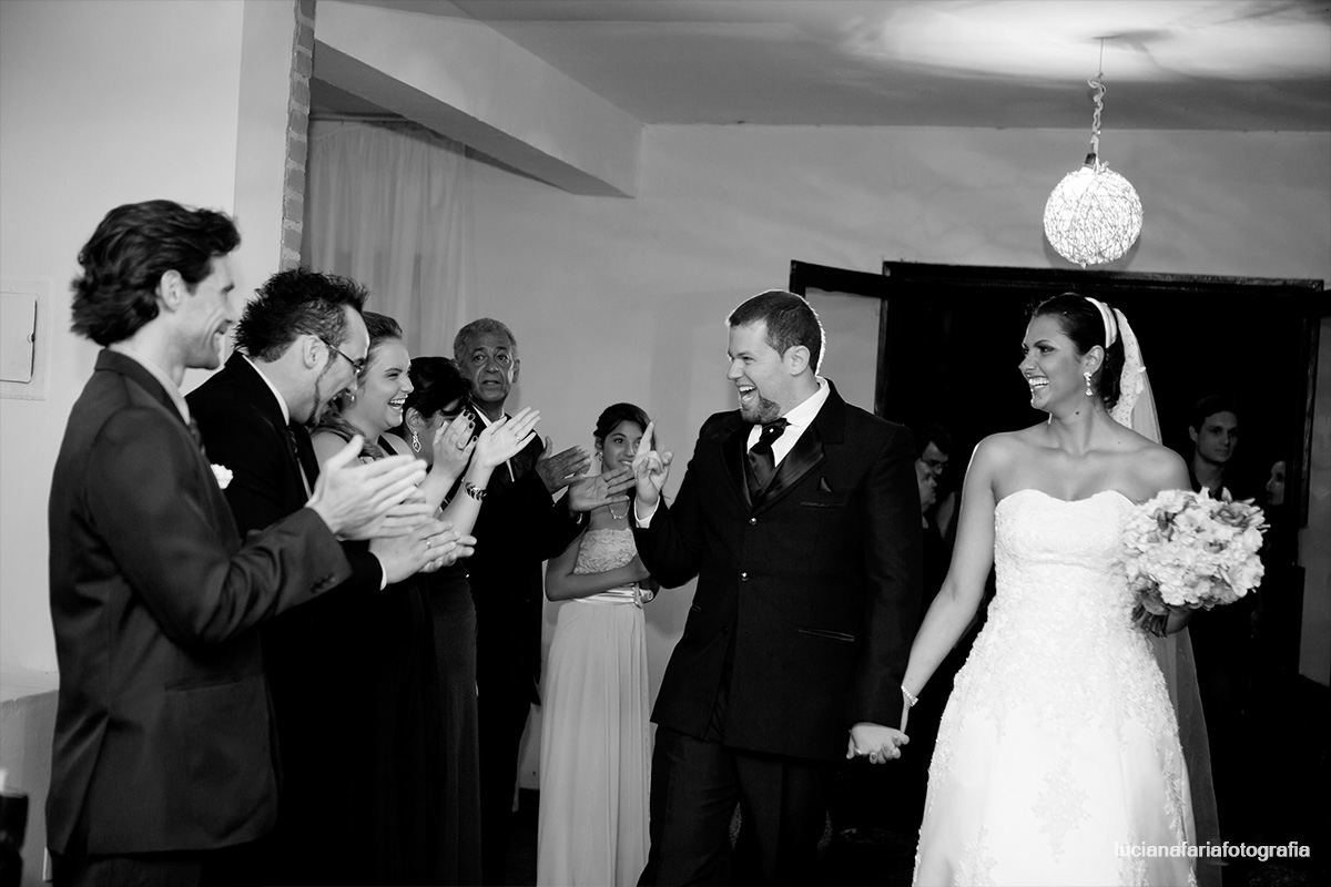 recepção, chegada dos noivos, festa, slão, decoração, cerimonial, vestido da noiva, pardinhos, casamento