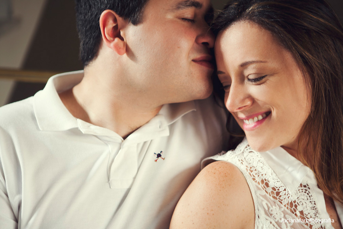 reflexos dos noivos, noivos, ensaio casal, retratos dos noivos, ensaio, interno,  thermas poços de caldas, luz natural, fim de tarde, amor, pré-casamento, cerimonial, casamento, pré wedding