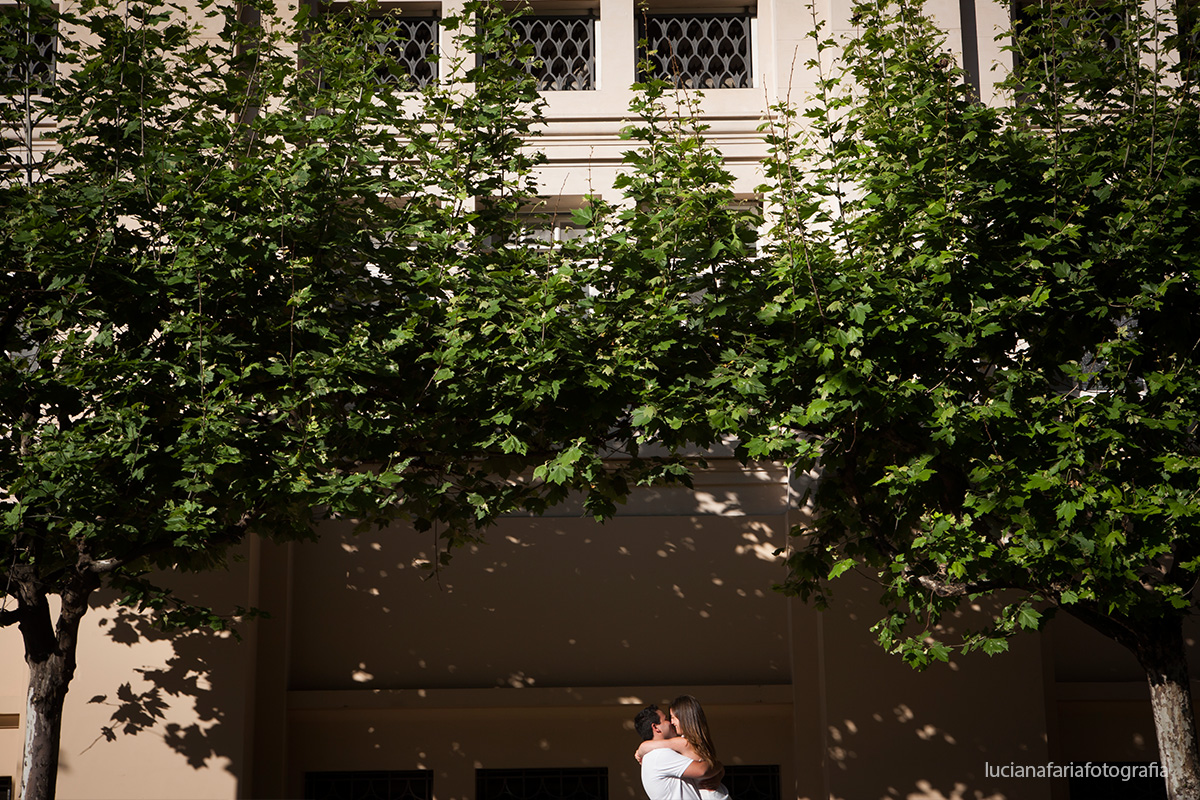 reflexos dos noivos, noivos, ensaio casal, retratos dos noivos, ensaio, interno,  thermas poços de caldas, luz natural, fim de tarde, amor, pré-casamento, cerimonial, casamento, pré wedding, amor