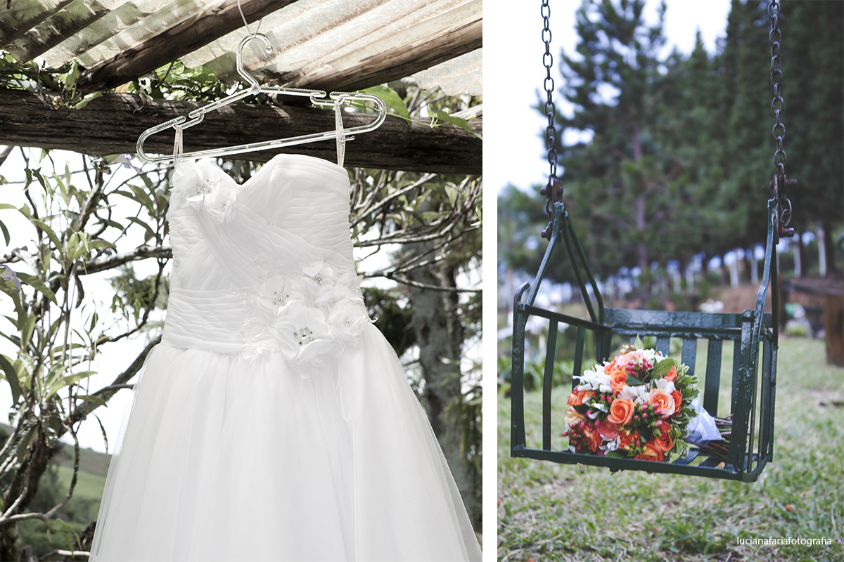 casamento externo, dia, noiva, vestido, vestido de noiva, flor lateral, buquê, balanço, verde, natureza, lago, pergolado, buquê laranja, laranja, fotos externas