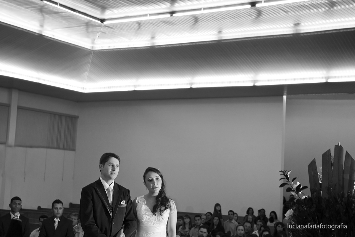 altar, chegando, amor, noivo, casar, noiva, decoração, chuva no casamento, cerimônia, religioso, convidados