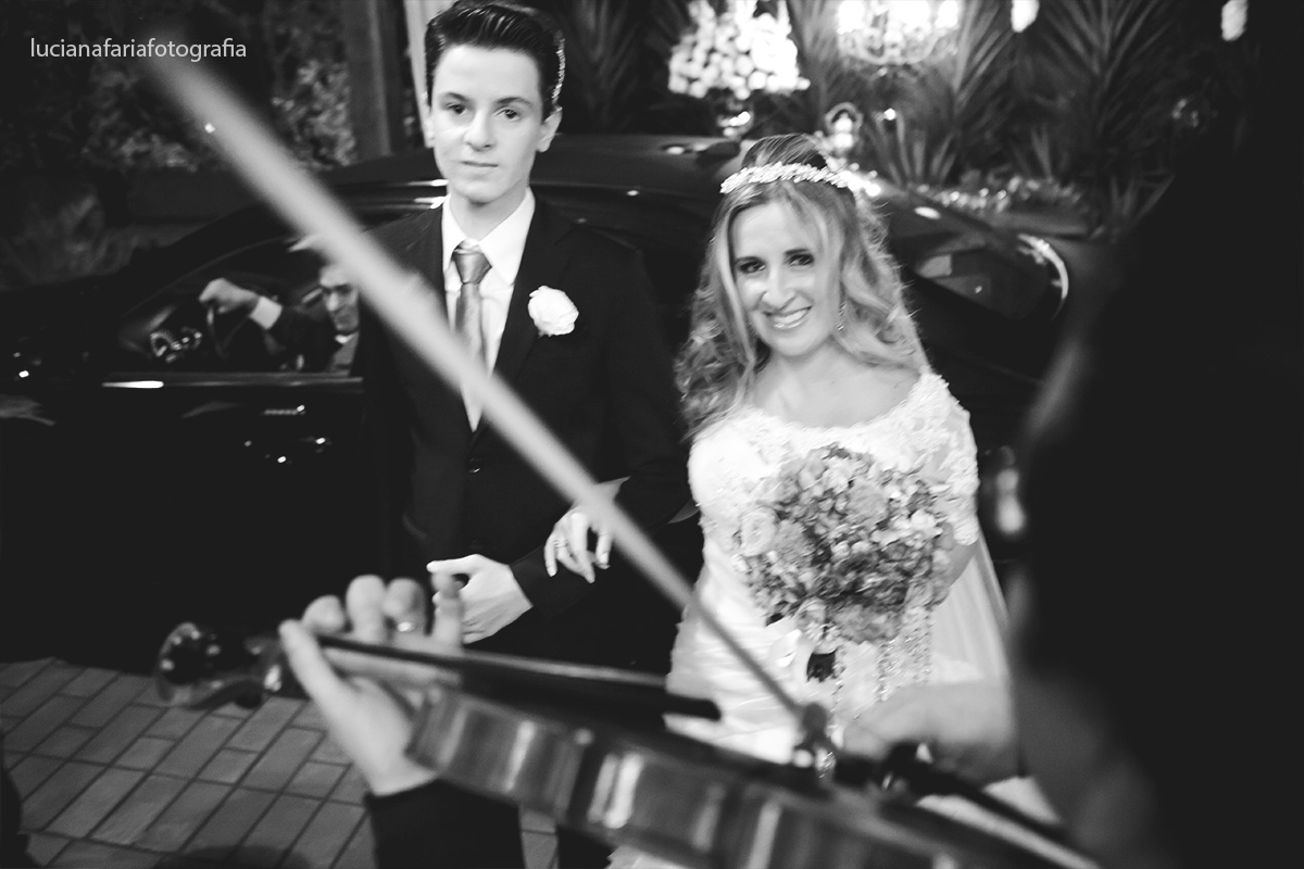 violino, musica da entrada, entrada da noiva, sobrinho da noiva, pb, emoção, vestida de noiva, wedding, casamento, casar no salão, decoração, cerimonial