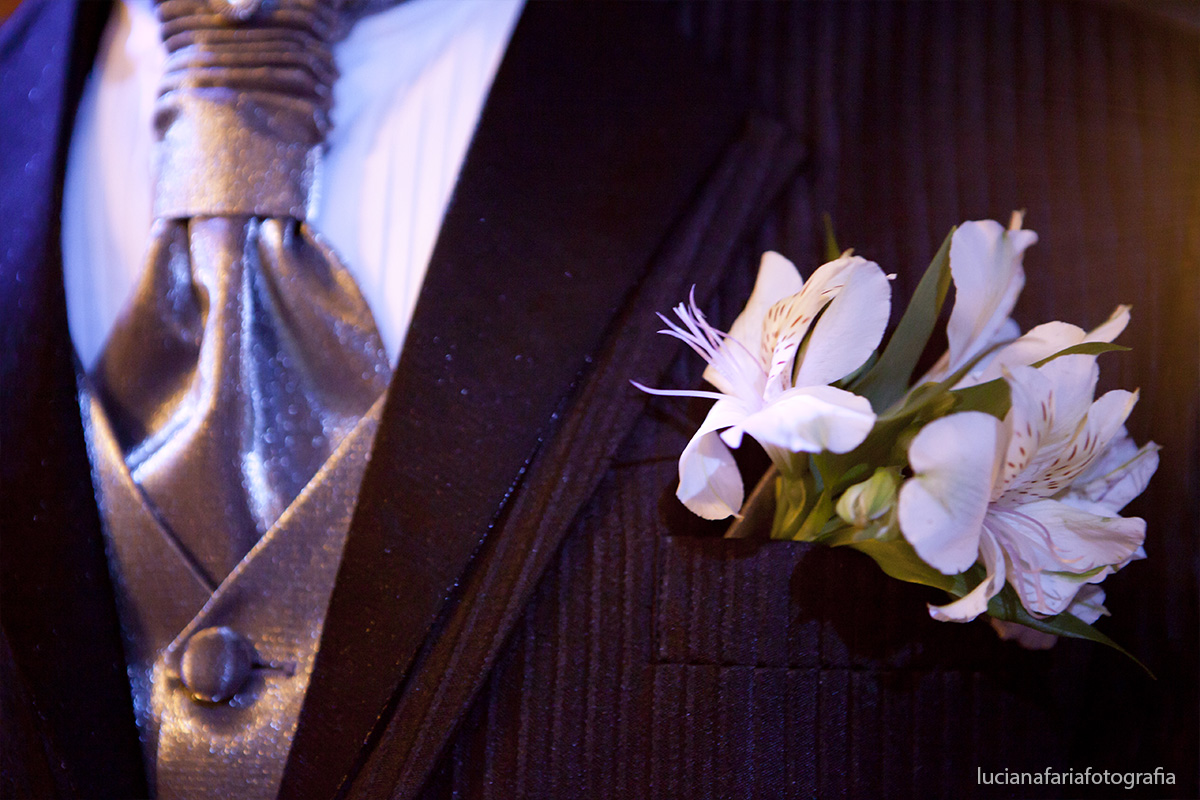 decoração, cerimonial,noivo, lapela, flor na lapela, terno, cinza, casamento, chegou o dia, casal