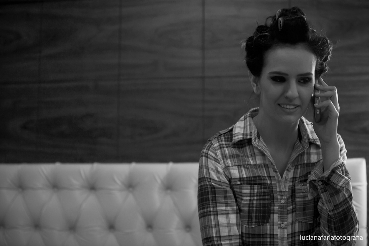 no quarto, ansiosa, preparativos, making of, casamento, wedding, dia da noiva, casando