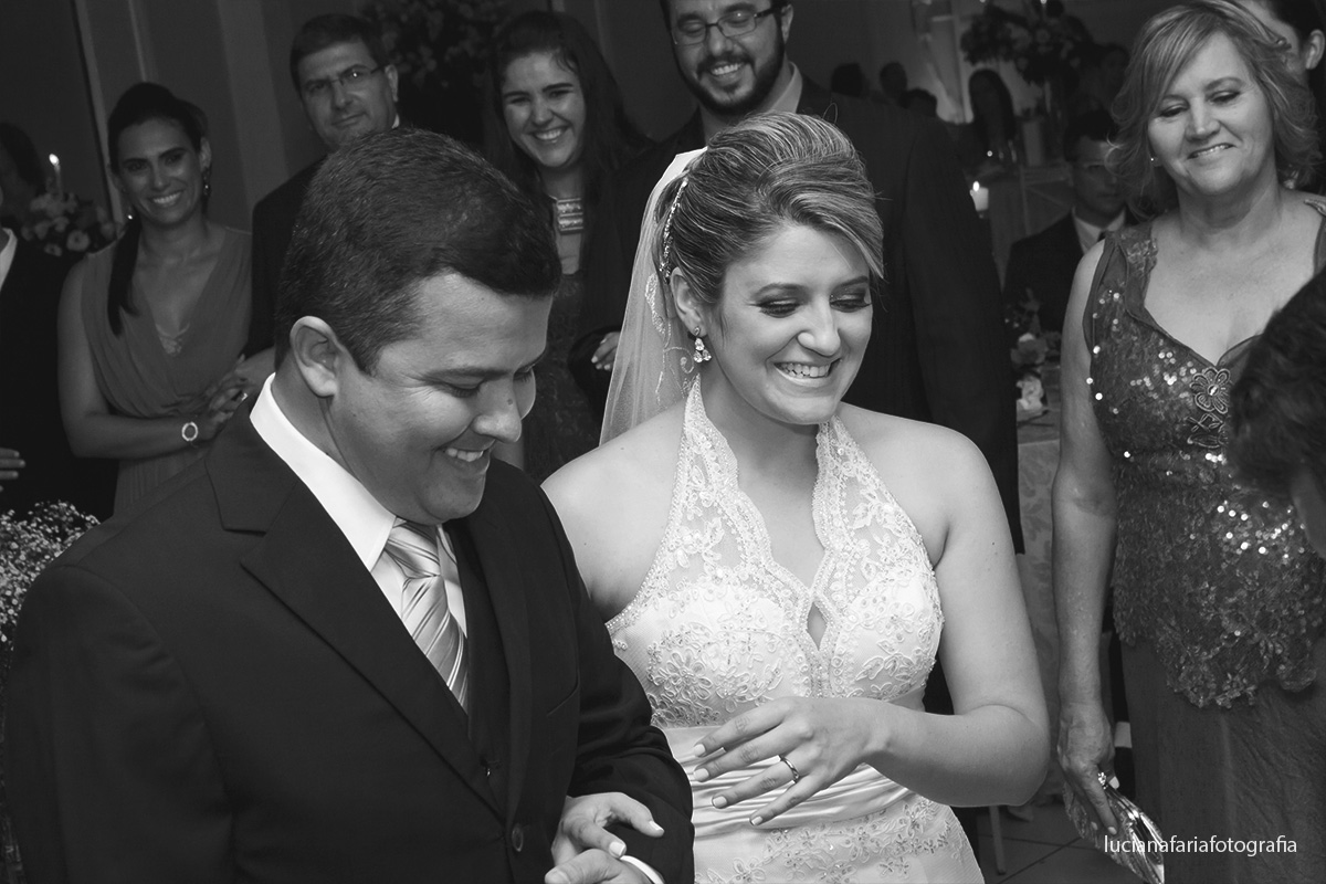 casar no salão, buffet, casar, fim da tarde, luz natural, foto jornalismo, casamento de dia, weding, cerimonial, emoção, sorriso de noiva, decoração, buquê noivos no altar, pastor, cerimônia com pastor