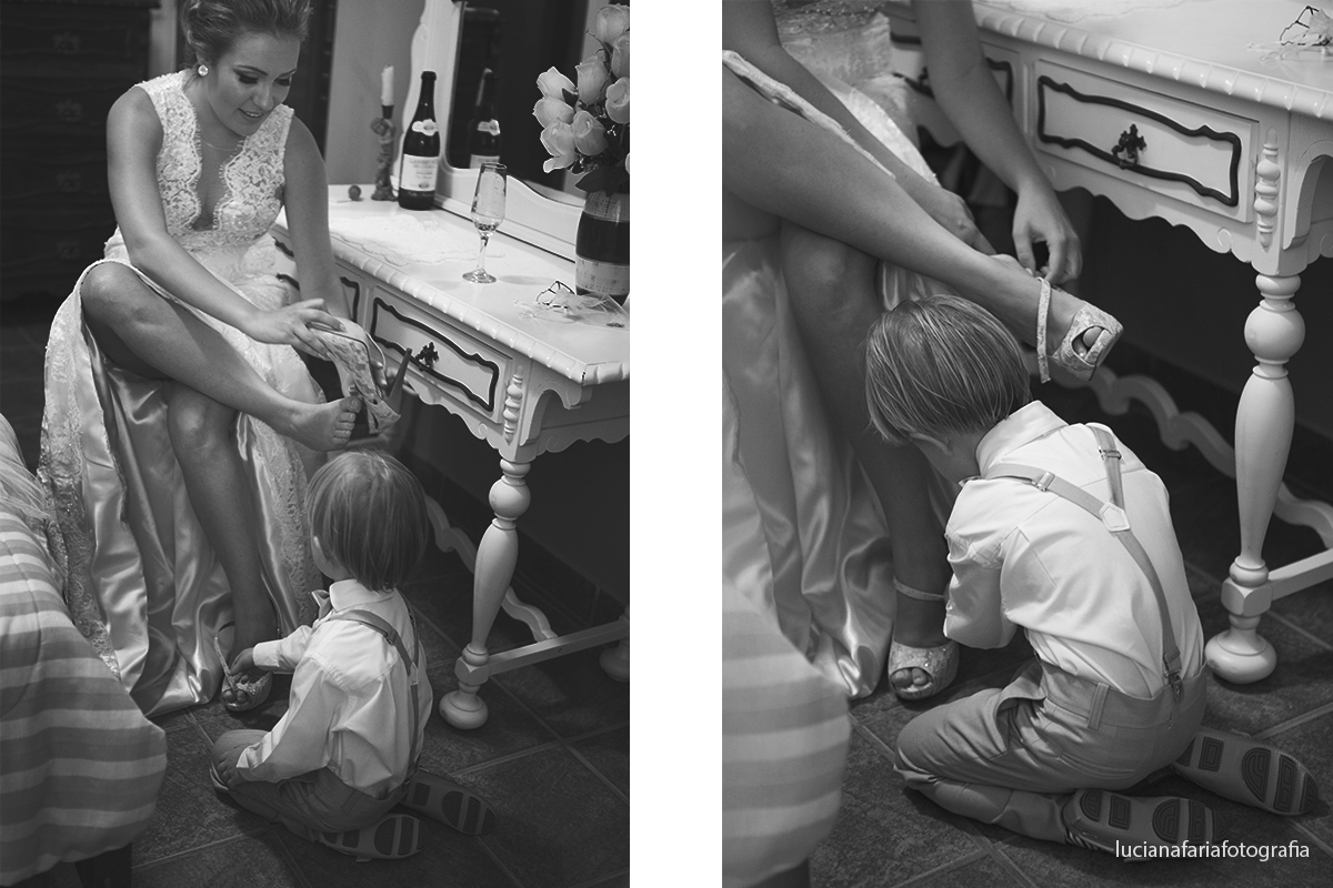 dia da noiva, espelho, maquiagem, olho preto, delineador, casar, pronta pra casar, cabelo de noiva, casamento, fotografia de casamento, decoração, altar, flores, cerimonial, cerimônia, casamento de dia, luz natural, noiva, sapato da no