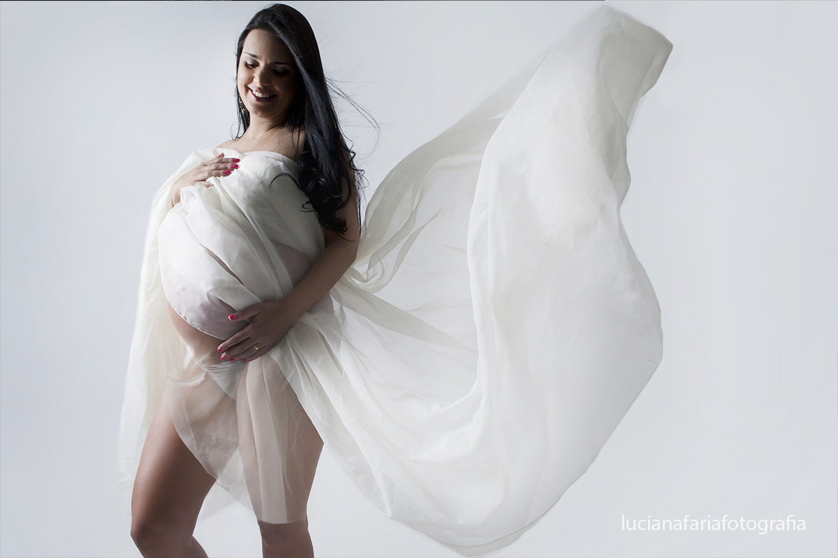fotografia, família, estúdio, mamãe, papai, fotografia de familia, ensaio de família, ensaio em estúdio, esperar, esperando, gestante, gestação, grávida, gravides