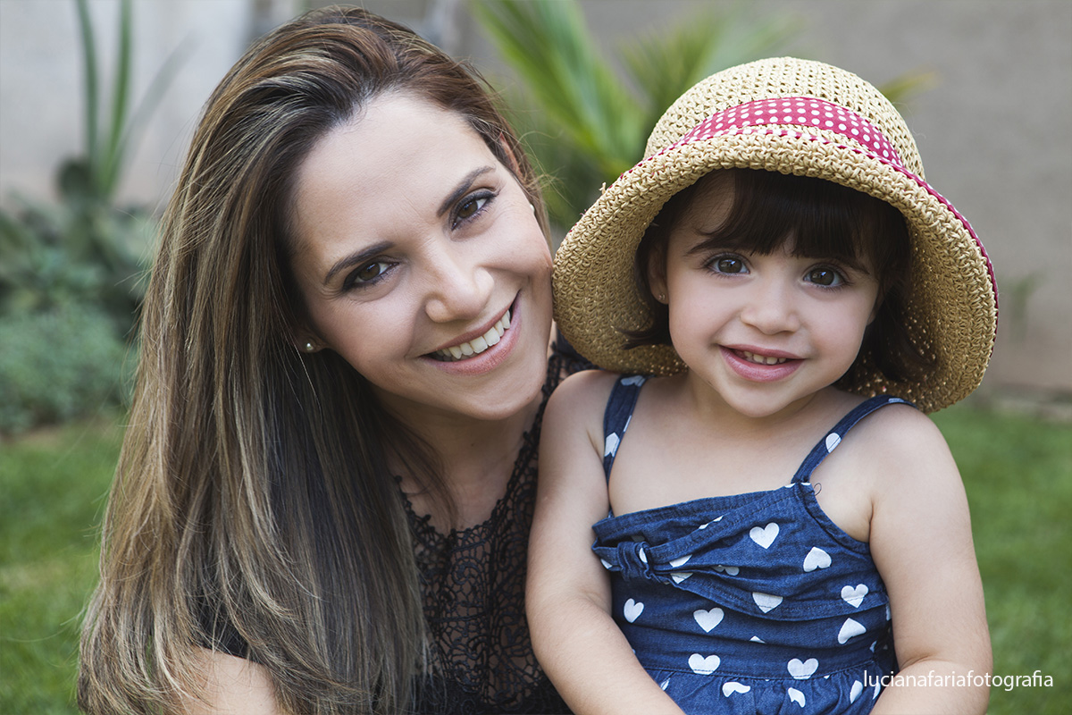 fotografia, família, sessão, criança, infantil, ensaio infantil, externo, fotos externas, amor, natureza, luz natural, luciana faria,lifestyle