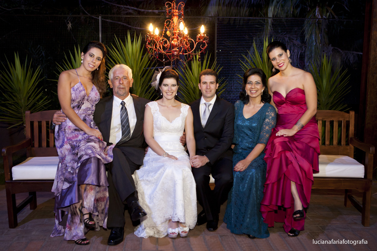 retratos da família da noiva para o álbum de casamento registrado pela fotógrafa luciana faria de minas gerais atendendo região de poços de caldas mg