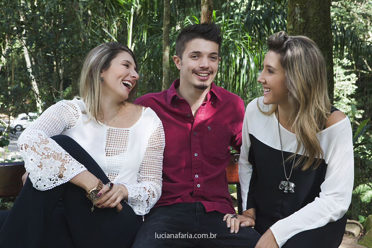 ensaio feito pela fotógrafa de família luciana faria numa linda manhã