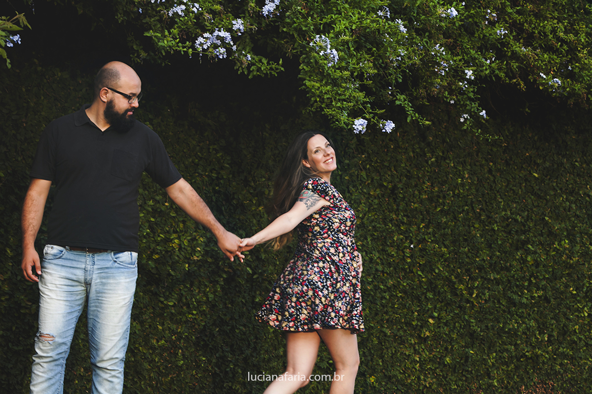 fotografia da família em poços de caldas mg pela fotografa luciana faria retratando o casal