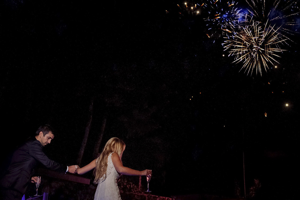 Fogos de artificio durante casamento em Fafe