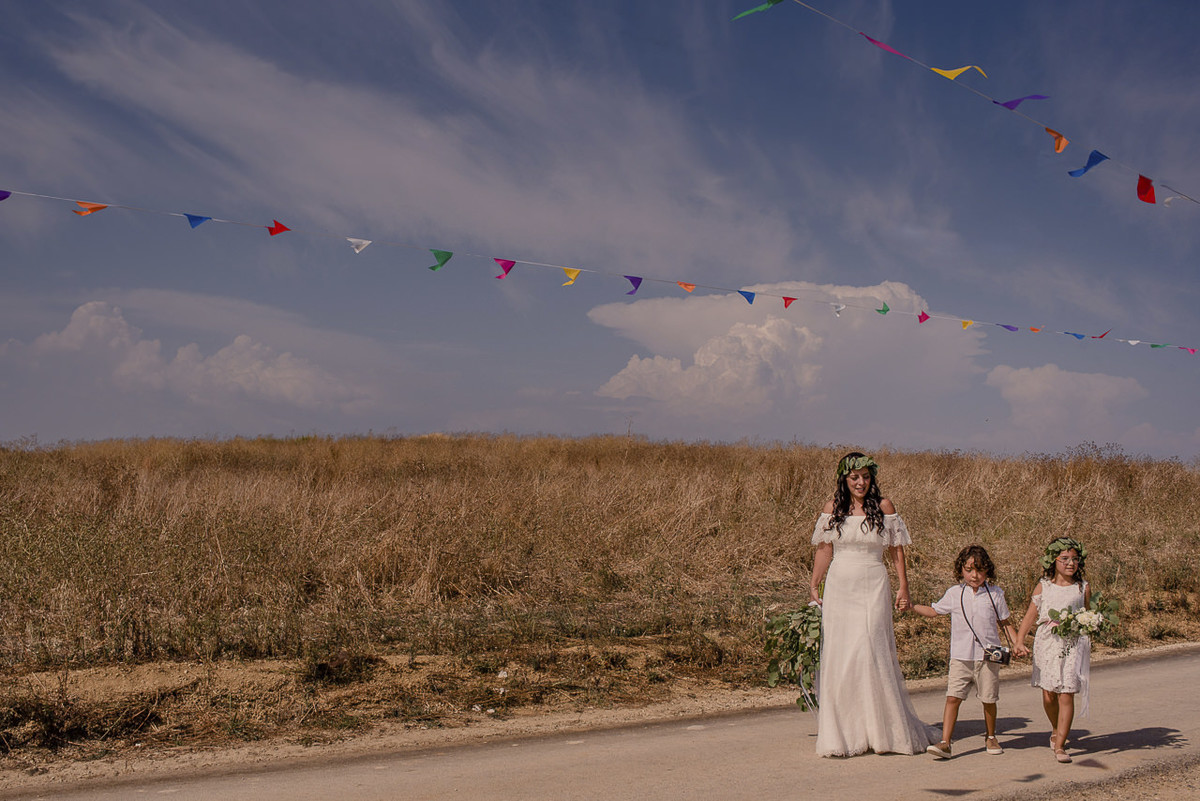 Entrada da noivo com os seus filhos 