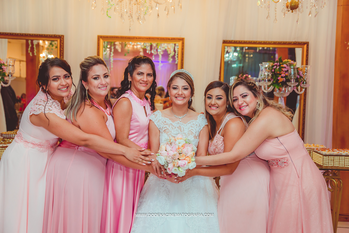 Fotografia de Casamento em manaus no Angelus Buffet as madrinas