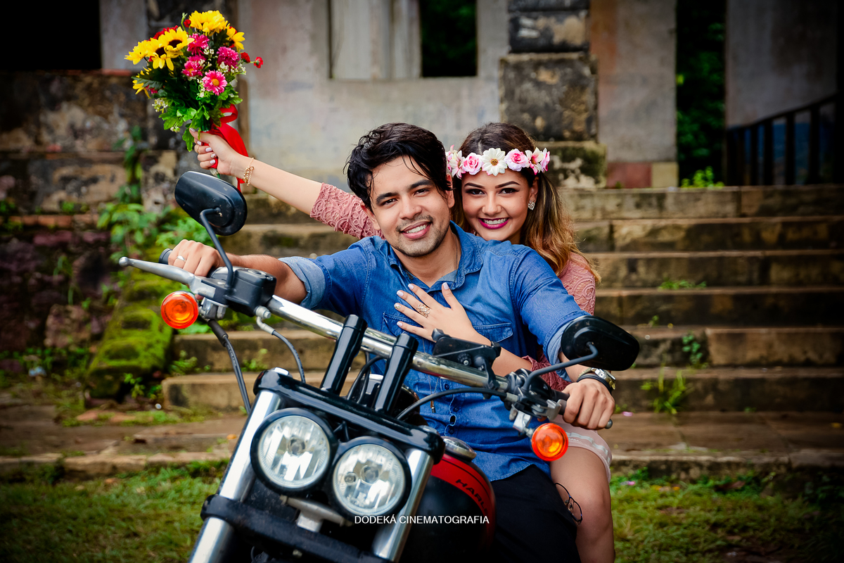 Fotos pre casamento em manaus casal na moto