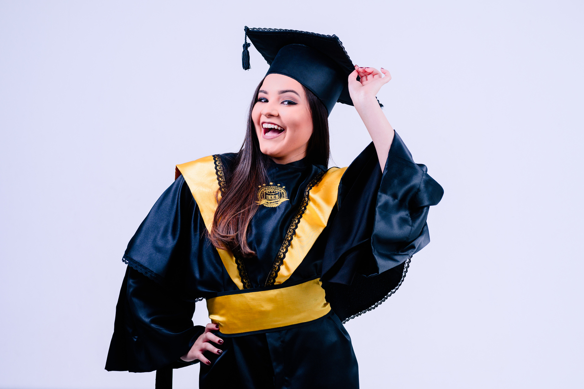 Fotografia de Formatura  Estúdio Dodeká Cinematografia - Terceirão IEES 2017  EVELYN 2