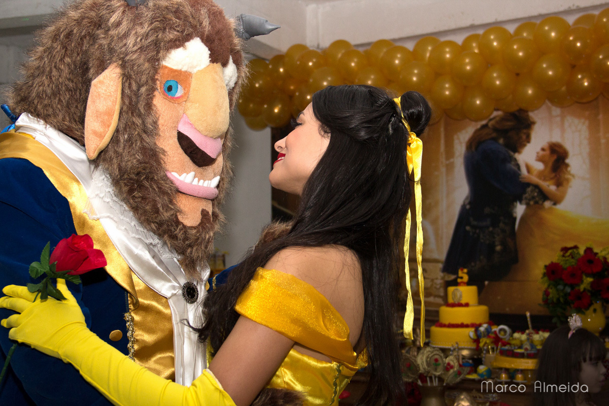 a dança da bela e a fera