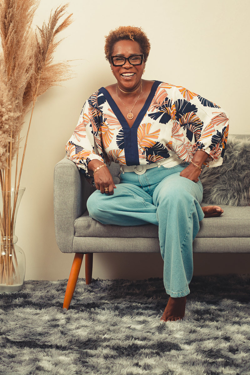 retratos corporativos-retrato corporativo feminino-retrato corporativo-maquiadora-Marcelo Cortez Fotografia-Estúdio Fotográfico-maquiadora noivas-maquiadora debutantes-maquiadora-madrinhas