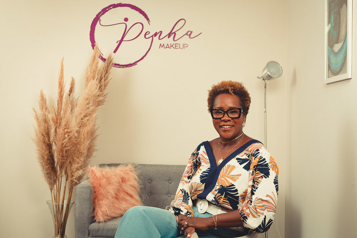 retratos corporativos-retrato corporativo feminino-retrato corporativo-maquiadora-Marcelo Cortez Fotografia-Estúdio Fotográfico-maquiadora noivas-maquiadora debutantes-maquiadora-madrinhas