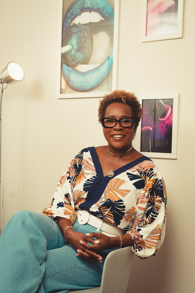 retratos corporativos-retrato corporativo feminino-retrato corporativo-maquiadora-Marcelo Cortez Fotografia-Estúdio Fotográfico-maquiadora noivas-maquiadora debutantes-maquiadora-madrinhas