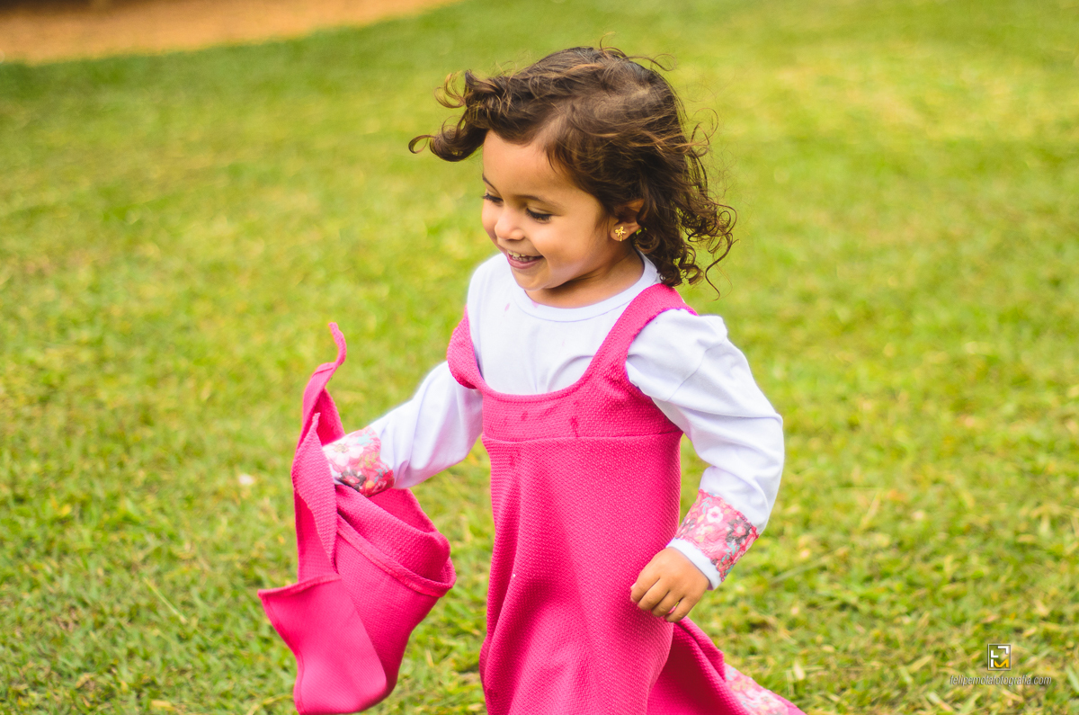 o fotografo Felipe Mota Fotografia com o tema Masha e o Urso