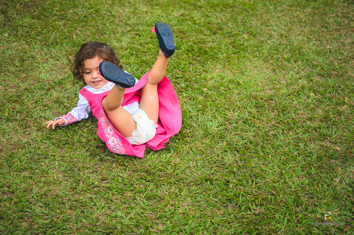 o fotografo Felipe Mota Fotografia com o tema Masha e o Urso