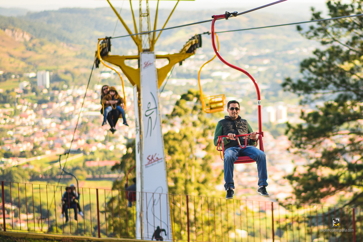 Felipe Mota Fotografo de Pouso Alegre, faz ensaio de família no parque