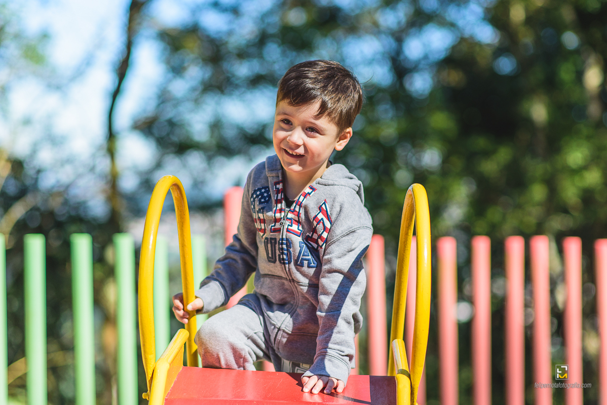 Felipe Mota Fotografo de Pouso Alegre, faz ensaio de família no parque