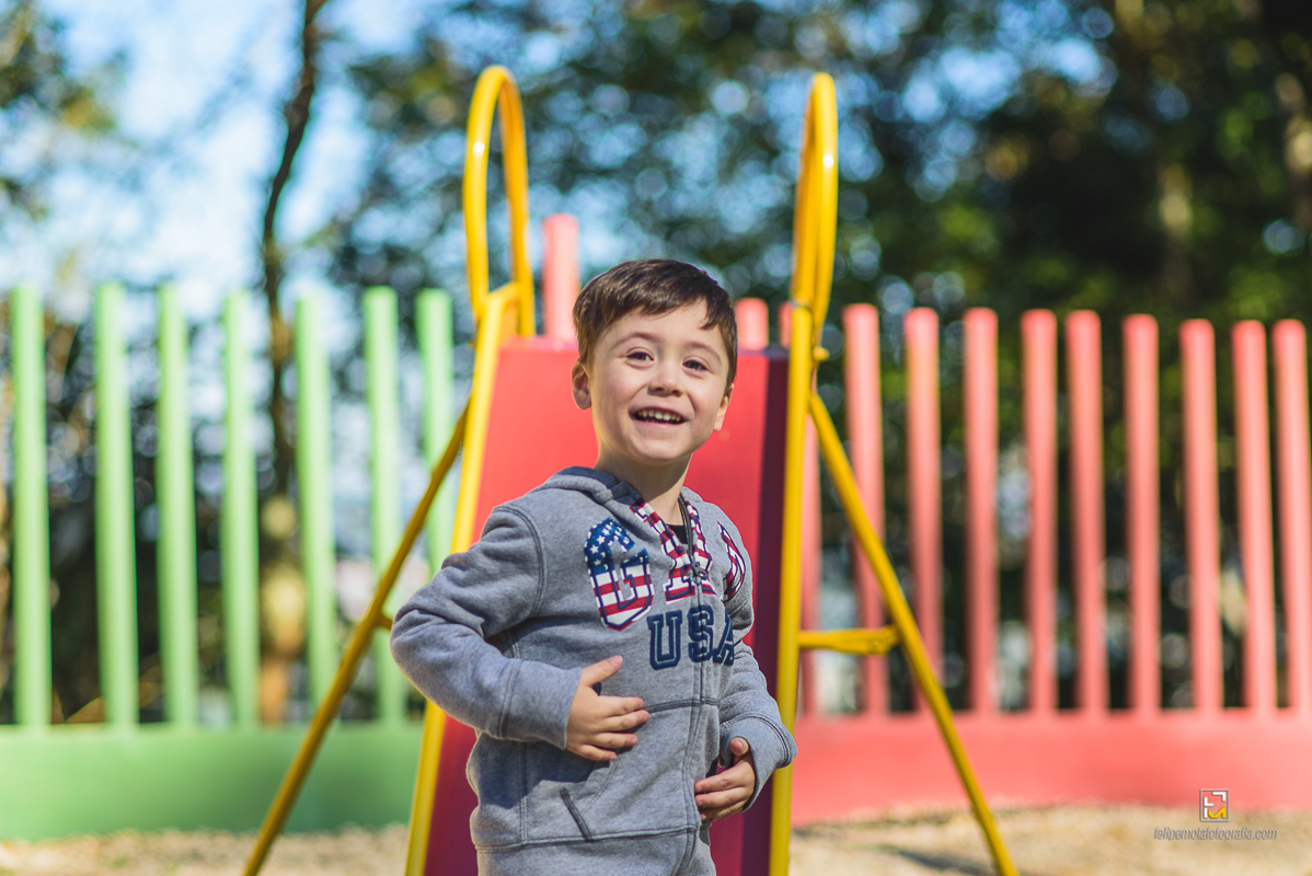 Felipe Mota Fotografo de Pouso Alegre, faz ensaio de família no parque