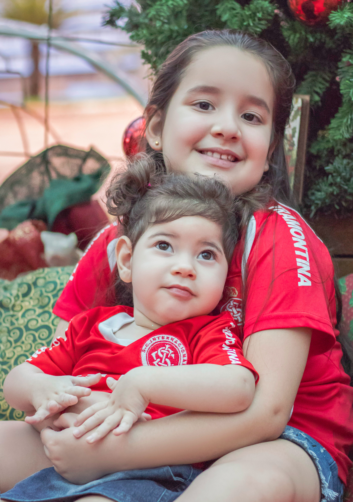 Ensaio das irmãs Laura e Lara em São Miguel do Oeste na praça Walnir Bottaro Daniel