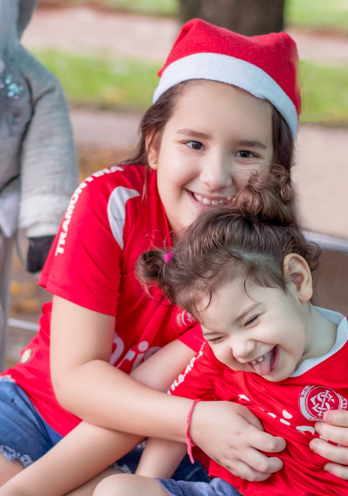 Ensaio das irmãs Laura e Lara em São Miguel do Oeste na praça Walnir Bottaro Daniel