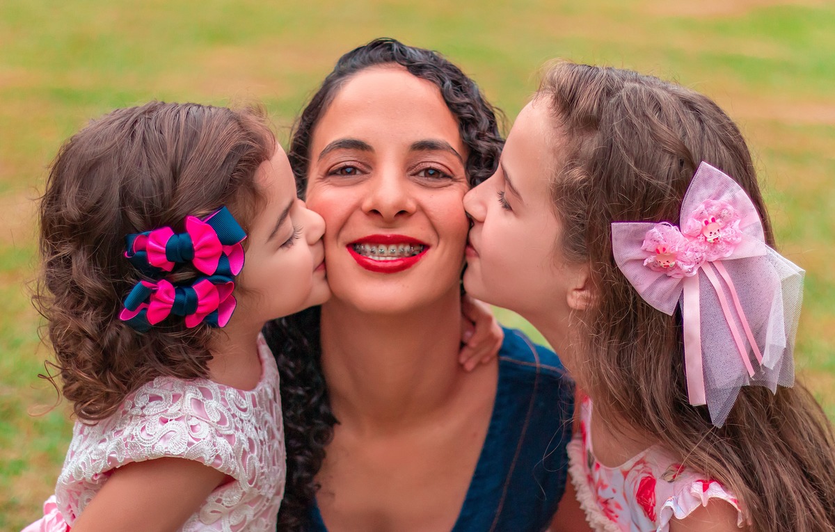 Ensaio das Irmãs Larissa e Maria com a Mãe no Camping Lisot em Paraíso/SC