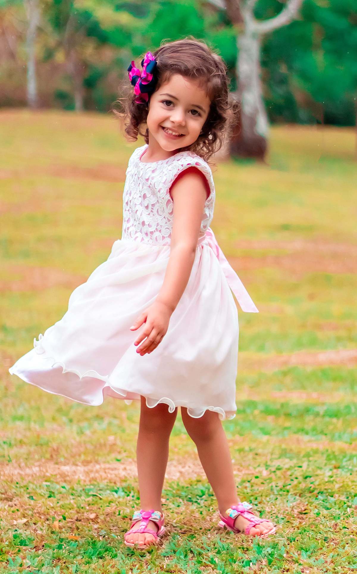 Ensaio das Irmãs Larissa e Maria com a Mãe no Camping Lisot em Paraíso/SC