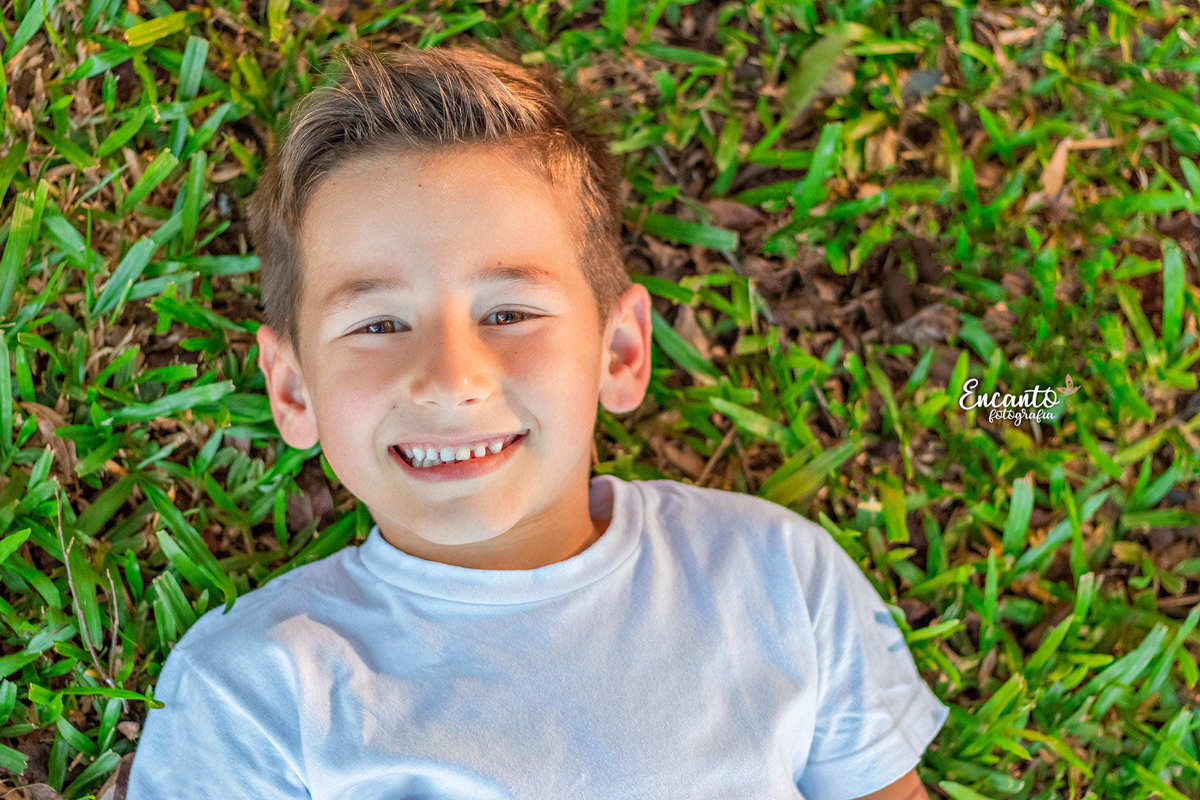 Ensaio Dia das mães 2021 - Mãe Daiane e Filho no Camping Lisot em Paraíso/SC - Encanto Fotografia