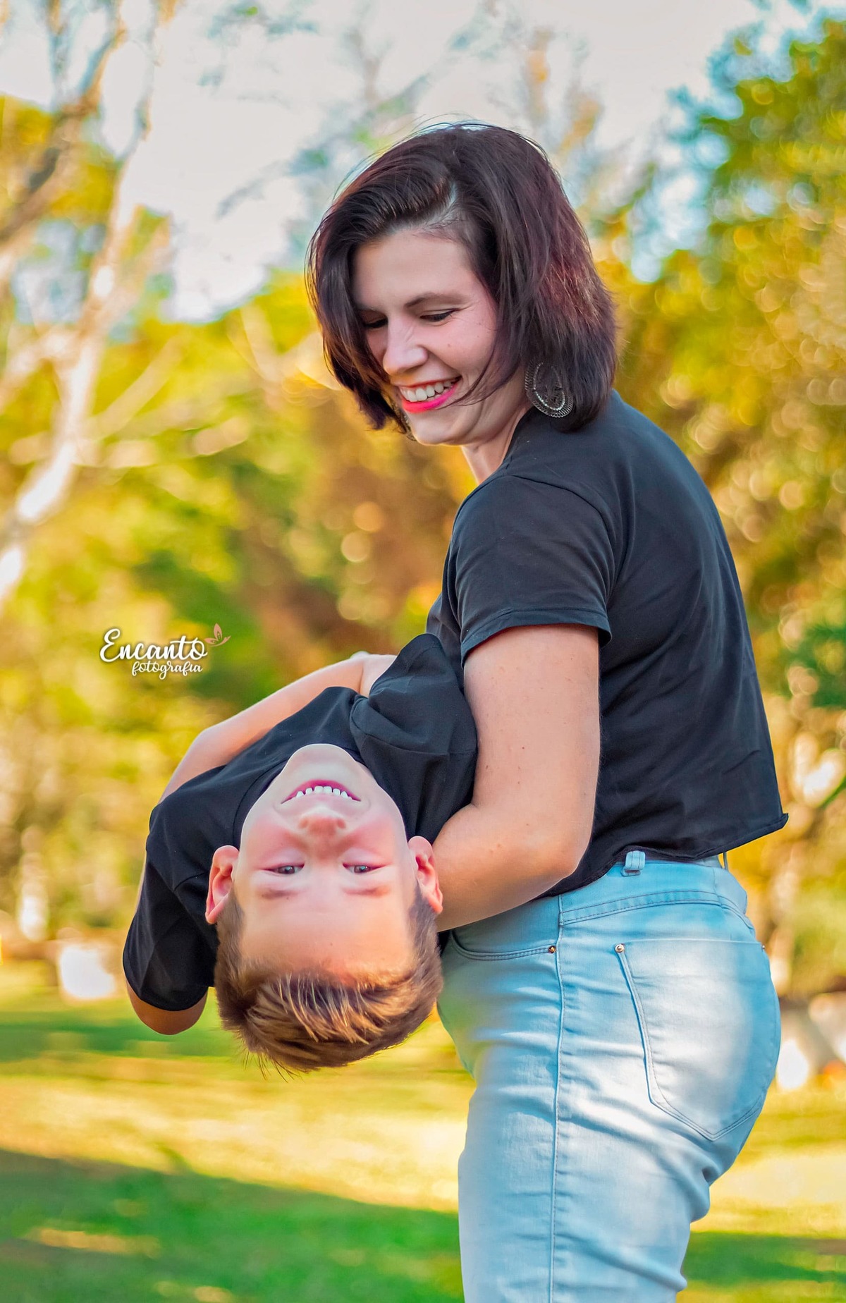 Ensaio Dia das mães 2021 - Mãe Daiane e Filho no Camping Lisot em Paraíso/SC - Encanto Fotografia