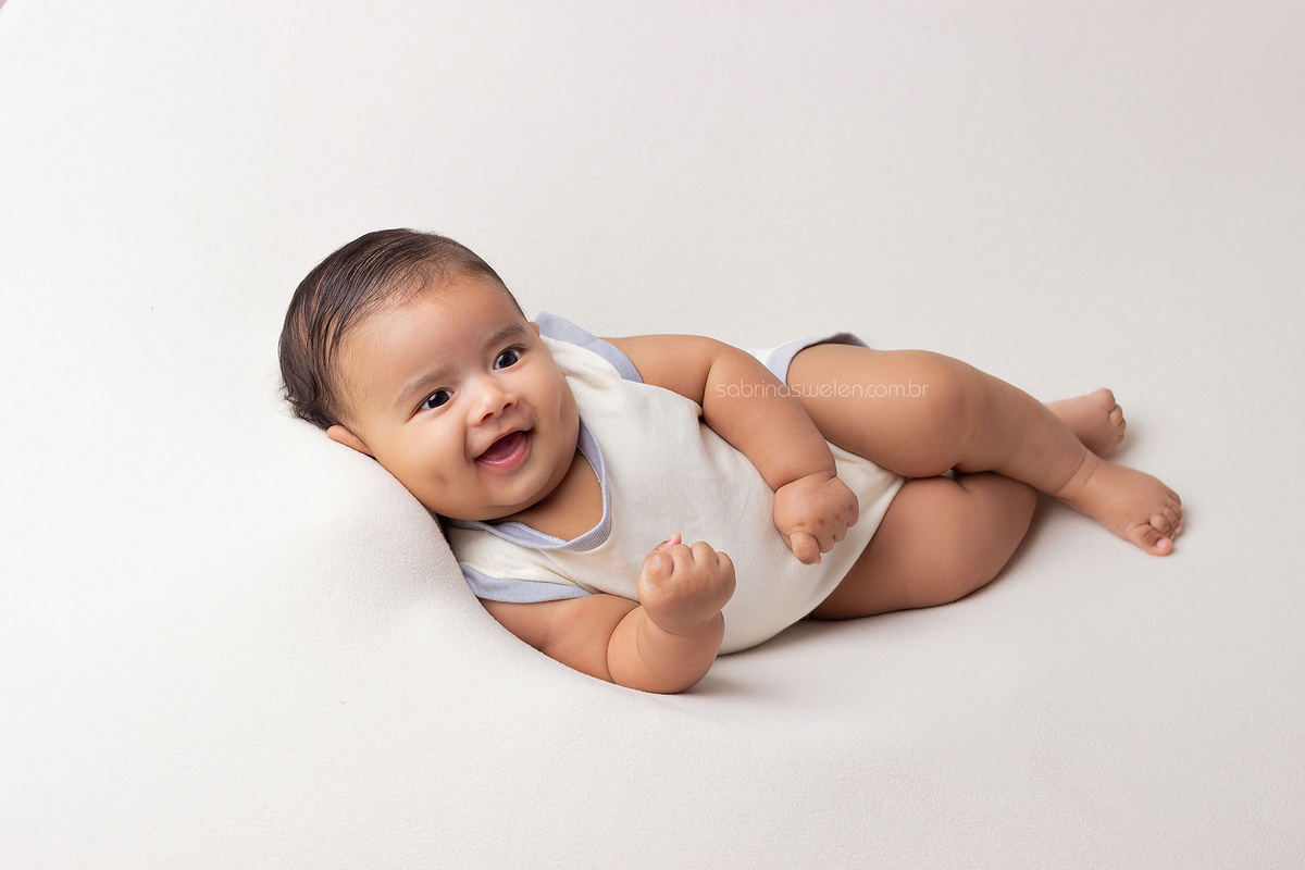 Acompanhamento do bebe
fotos de bebê
Clan
Clean 
menino
3 meses
Fotos de estúdio
Fotos sem tema 