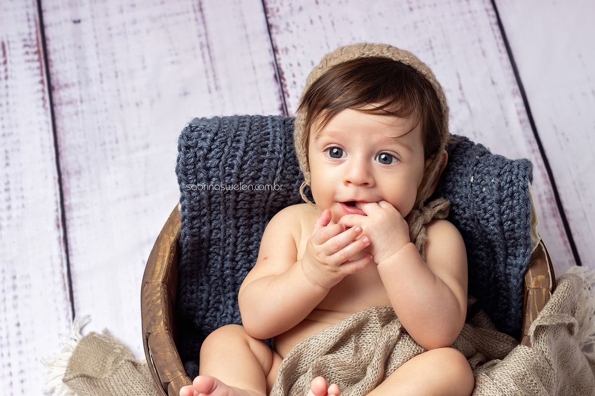 Acompanhamento do bebe
fotos de bebê
Clan
Clean 
menino
3 meses
Fotos de estúdio
Fotos sem tema 