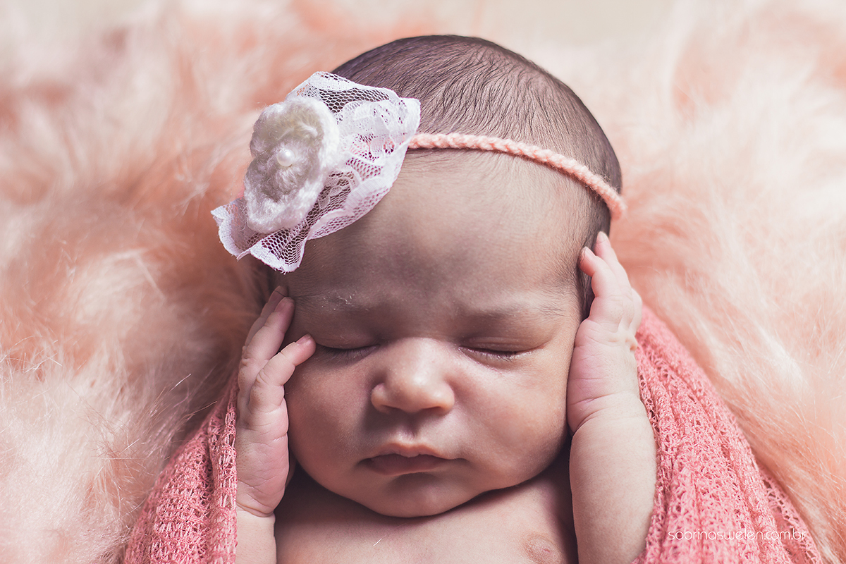 Ensaio newborn, Recém nascido, bebe, ensaio fotográfico, fotos de bebe Recém Nascido, Sabrina Swelen,  Newborn Recife, Olinda, Paulista, Fotos feitas em casa, Estudio na sua casa, baby, Fotos de Menina, Ideias para Fotos de Recém Nascido, Book de Bebê, 