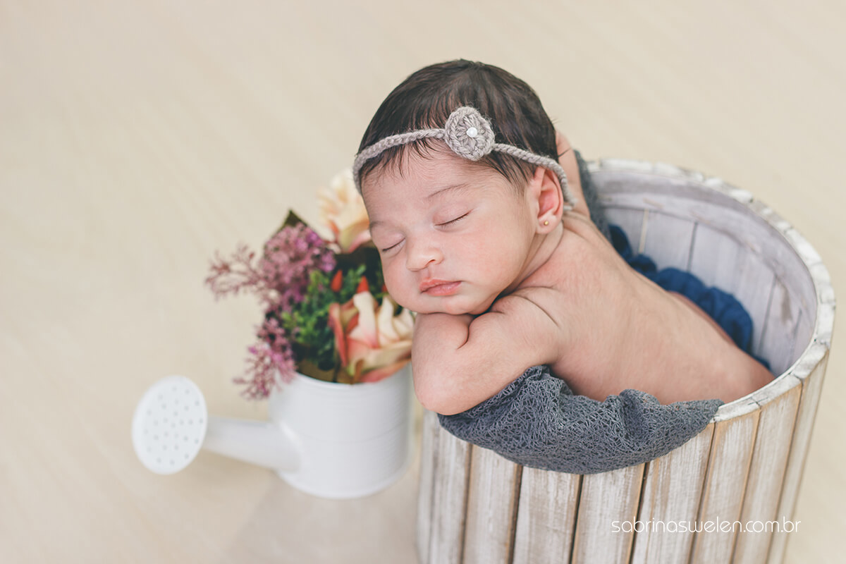 Ensaio newborn, Recém nascido, bebe, ensaio fotográfico, fotos de bebe Recém Nascido, Sabrina Swelen,  Newborn Recife, Olinda, Paulista, Fotos feitas em casa, Estudio na sua casa, baby, Fotos de Menina, Ideias para Fotos de Recém Nascido, Book de Bebê, 