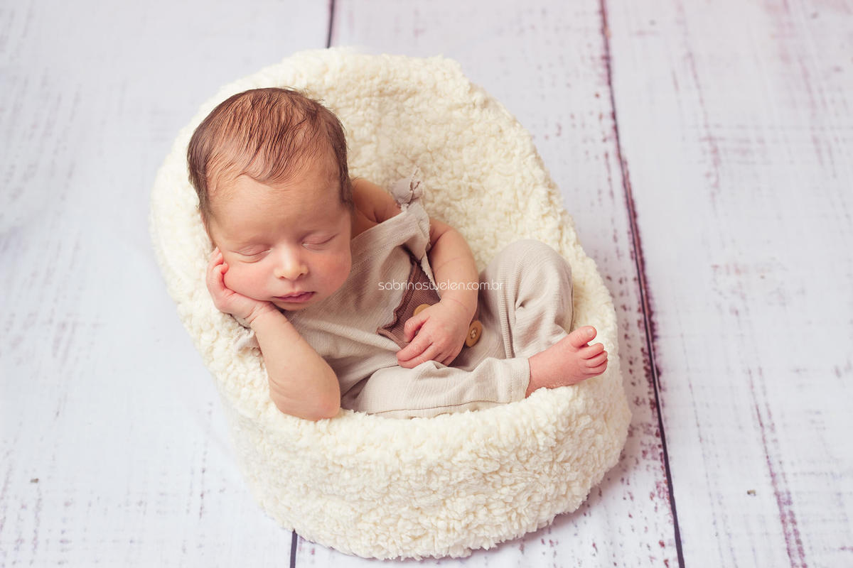 Newborn recem nascido bebe dormindo puff gemeos book fotográfico picadinhas do amor trombofilia fotos com os pais paulista recife olinda 