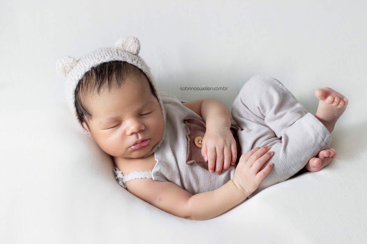 Ensaio Newborn Recém nascido  book fotográfico de bebê Ensaio de bebê em casa Recife fotografia de recém nascido em casa