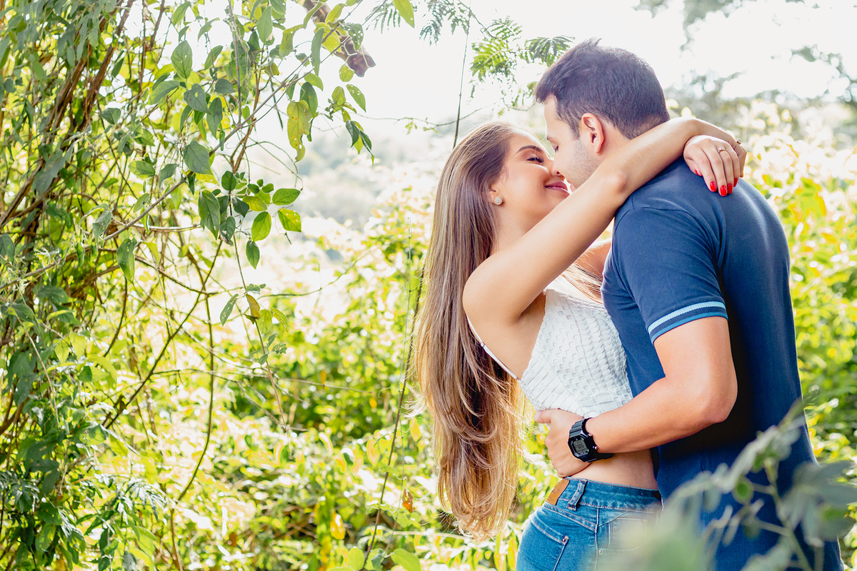 ensaio pre casamento na natureza
