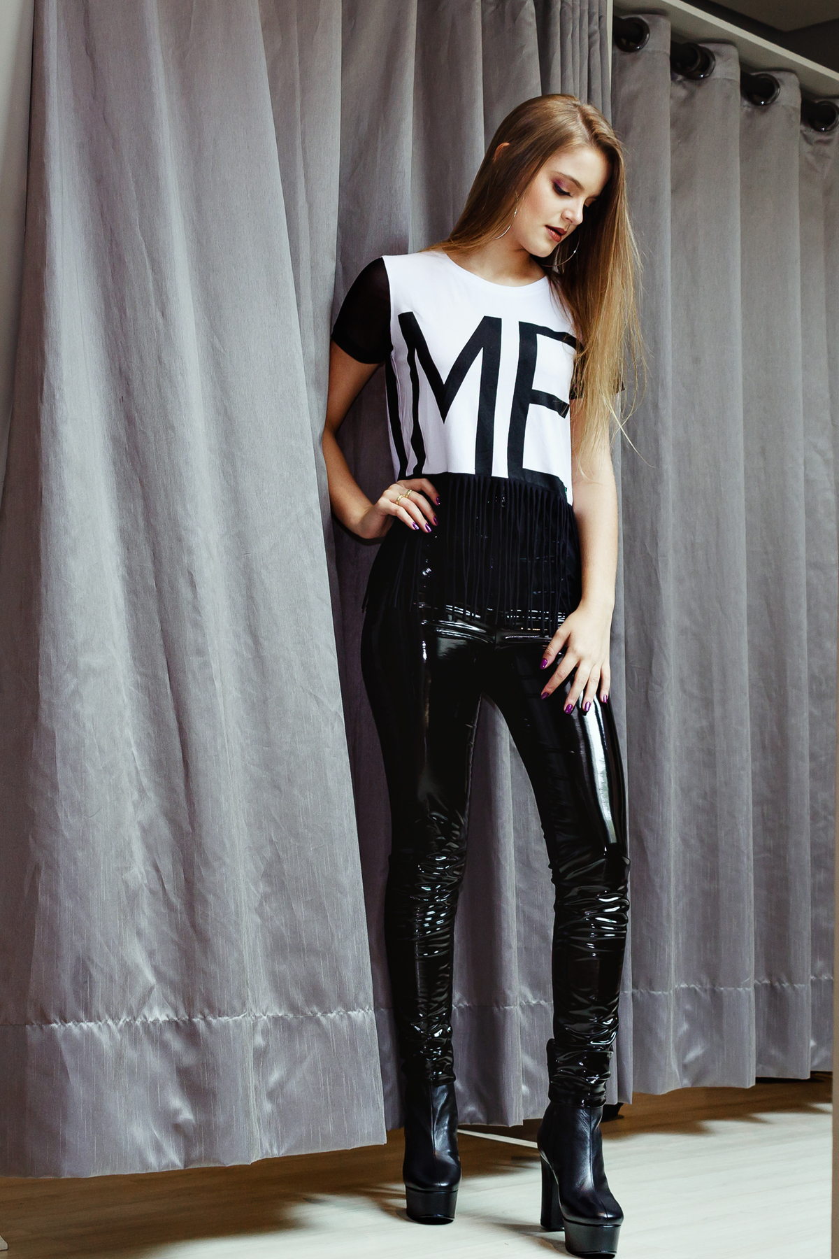 Luana Brito na loja primeira opção feminina 