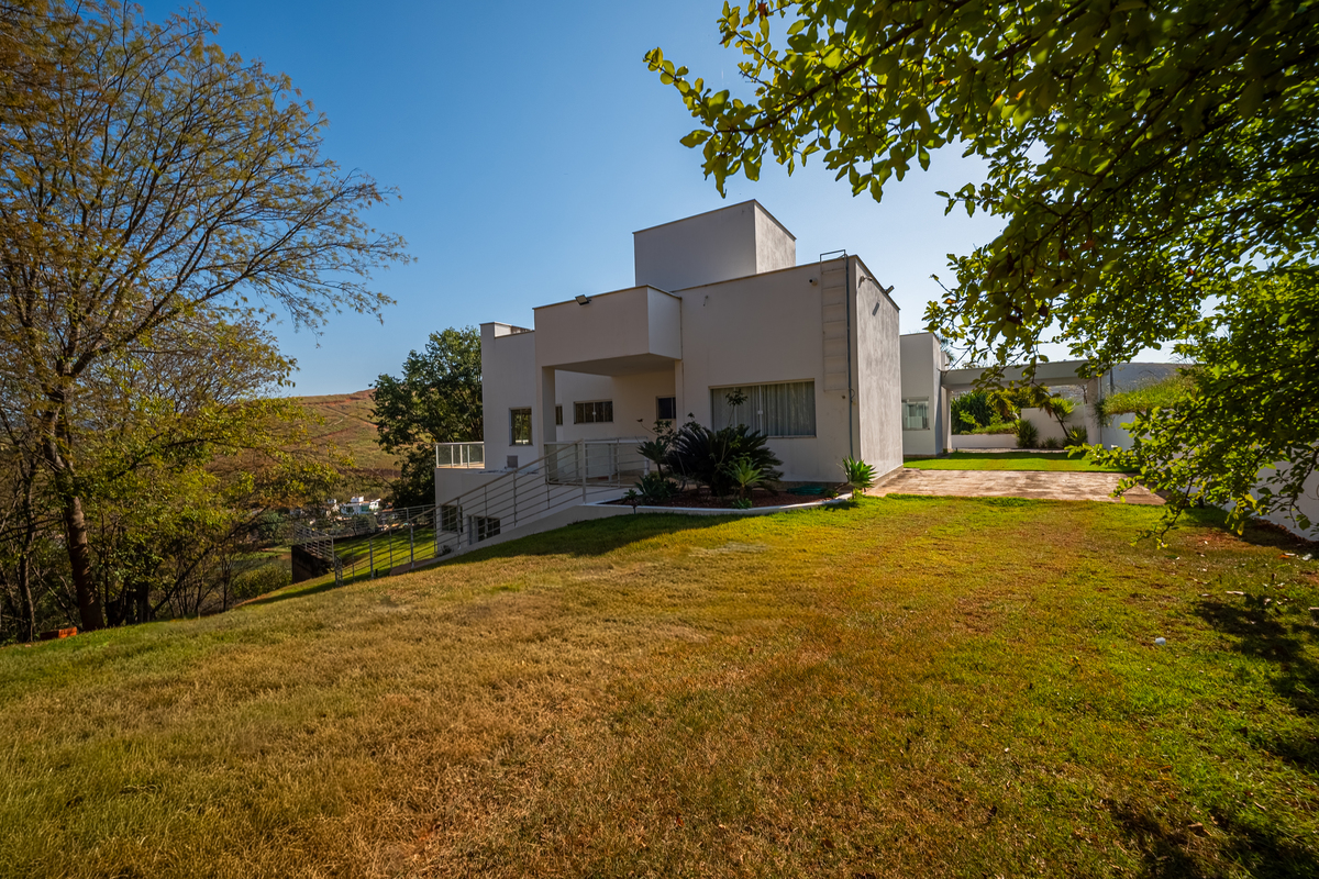 Fotógrafo em governador valadares, fotografo em gv, fotografo imobiliario, fotografia de imoveis, fotografia de arquitetura, shanti amaral fotografia, fotografia de imoveis alto padrao, fotografia de arquitetura luxuosa, fotografia imoveis retiro dos lago