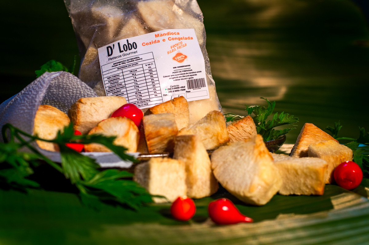 Fotógrafo de alimentos em Governador Valadares MG, fotógrafo gastronômico, fotografo de comida, fotografo de alimento em São Mateus ES, linguiça artesanal, comida de boteco, mandioquinha frita, amendoim temperado, Agência Cricaré, Shanti Rabelo.