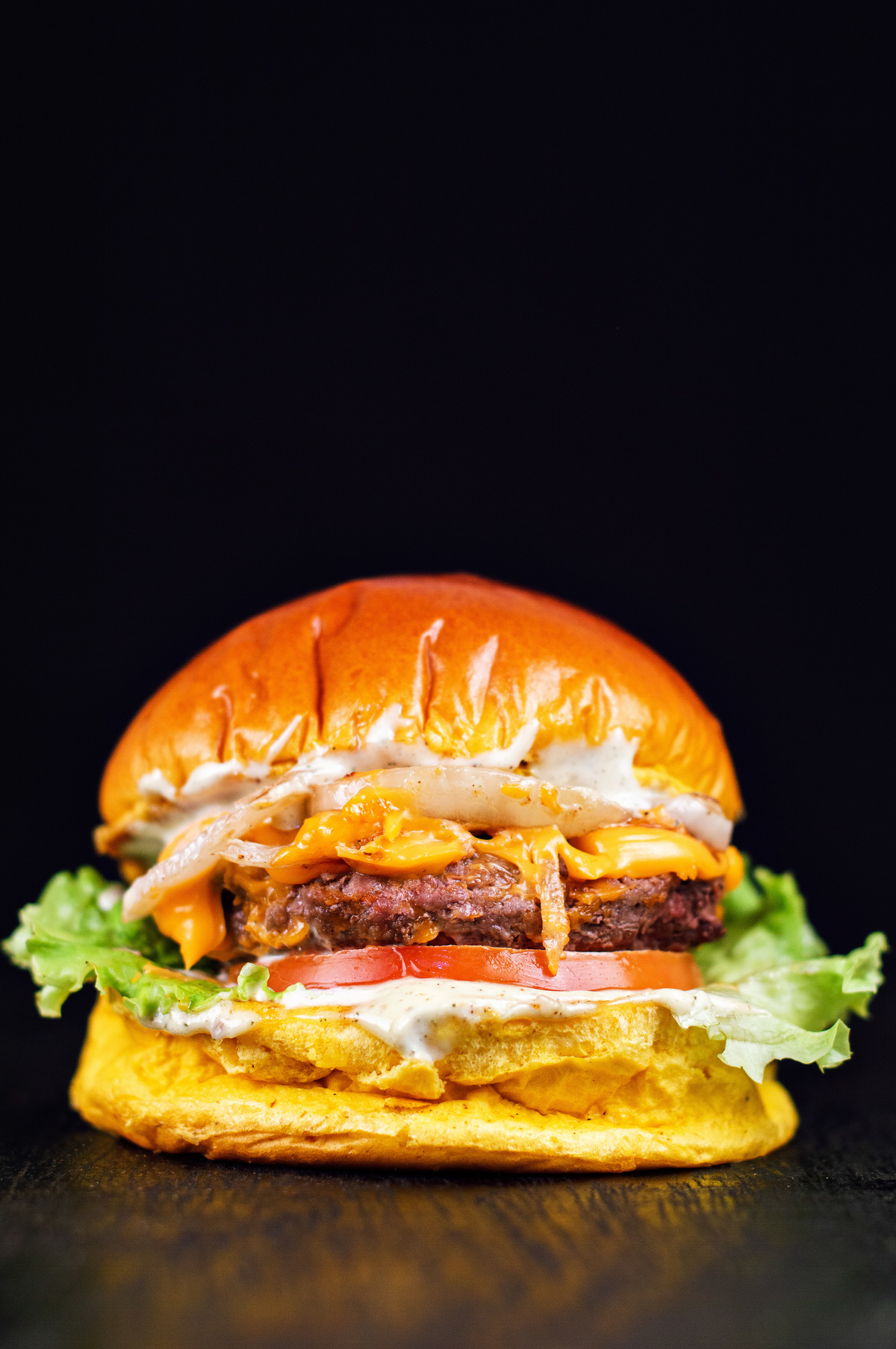 Fotógrafo de alimentos em Governador Valadares MG, fotógrafo gastronômico, fotografo de comida, fotografo de alimentos em São Mateus ES, hamburguer artesanal, Red Burguer Gv, fotografo de hamburguer, Agência Cricaré, Shanti Rabelo.