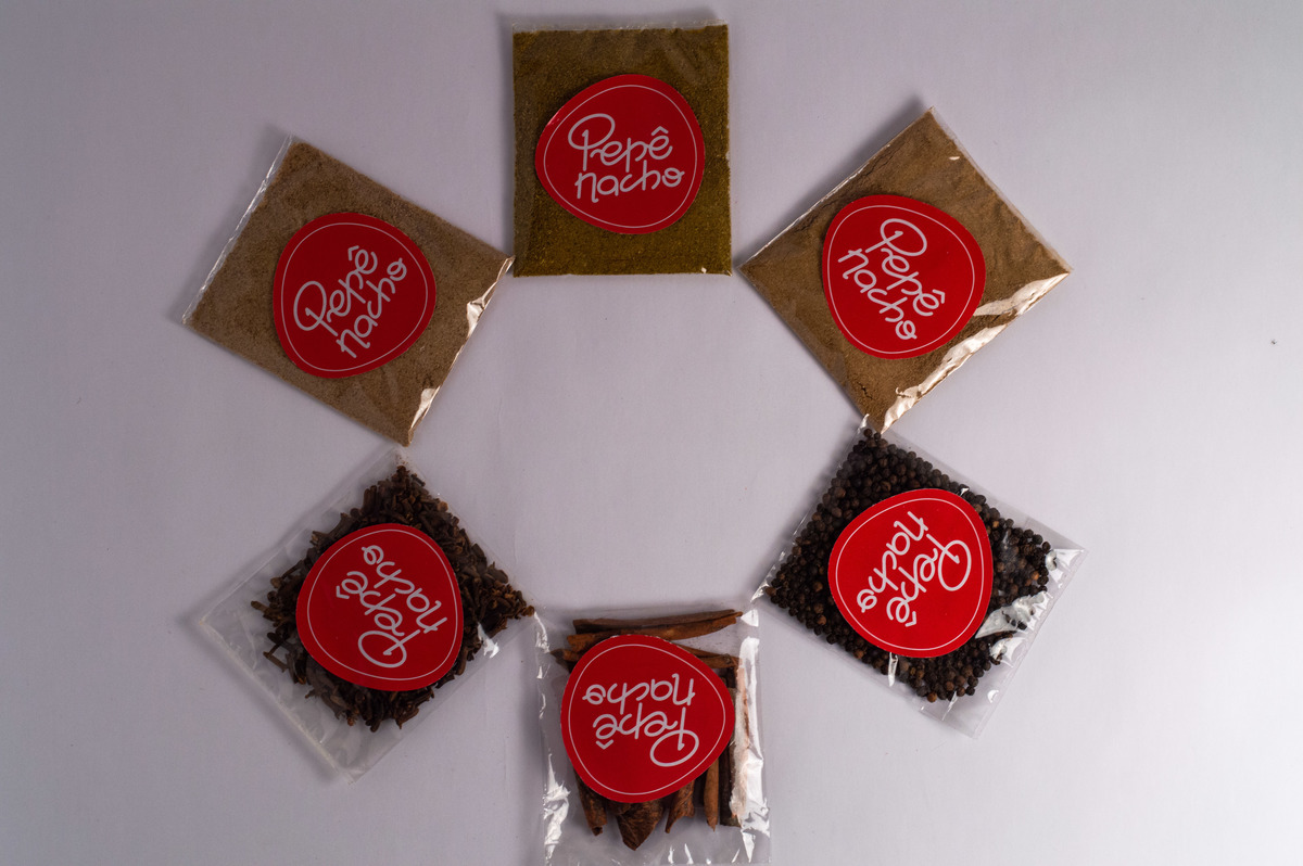 Fotógrafo de alimentos em Governador Valadares MG, fotógrafo gastronômico, fotografo de comida, fotografo de alimentos em São Mateus ES, tempero artesanal, Pepê Nacho Gv, Agência Cricaré, Shanti Rabelo.