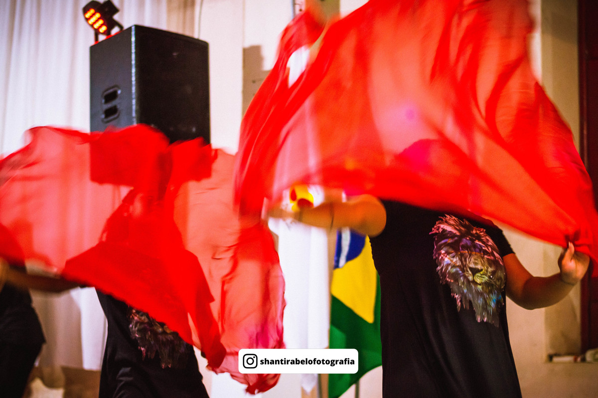 Fotografia de eventos em São Mateus, cobertura fotográfica de eventos, fotógrafo em São Mateus ES, Agência Cricaré, Shanti Rabelo, fotografia em cultos, fotos de congressos, foto de conferências, foto cristão capixaba, foto de músico, foto de pregador.