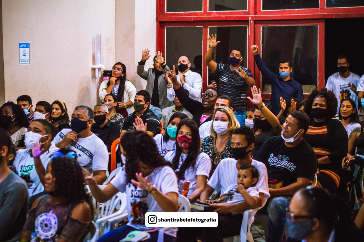 Fotografia de eventos em São Mateus, cobertura fotográfica de eventos, fotógrafo em São Mateus ES, Agência Cricaré, Shanti Rabelo, fotografia em cultos, fotos de congressos, foto de conferências, foto cristão capixaba, foto de músico, foto de pregador.